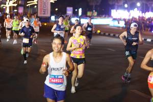 BIB: 46922, 27842, 265
                            <button type="button" onclick="openModal(23165218)" class="btn btn-primary btn-sm float-right btn-popup" data-toggle="modal" data-target=".modal-high-quality">
                        <i class="fas fa-shopping-cart"></i> Add to Cart
                    </button>
                                            <button type="button" onclick="isThisMe(23165218, true)" class="btn btn-success btn-sm float-right btn-popup btn-isme hidden" data-toggle="tooltip" data-placement="bottom" title="นี่คือรูปของคุณใช่ไหม คลิกที่นี่เพื่อเอาเข้าอัลบั้ม">
                        <i class="fas fa-plus"></i> Add to album
                    </button>
                    <button type="button" onclick="isThisMe(23165218, false)" class="btn btn-warning btn-sm float-right btn-popup btn-isnotme hidden">
                        <i class="fas fa-ban"></i> Remove from album
                    </button>
